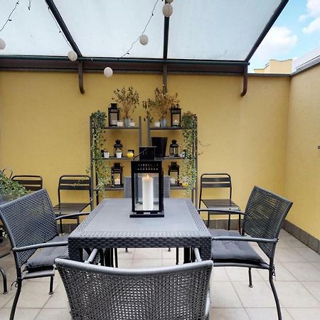 Design Apartment Near Duomo Square Mailand Exterior foto
